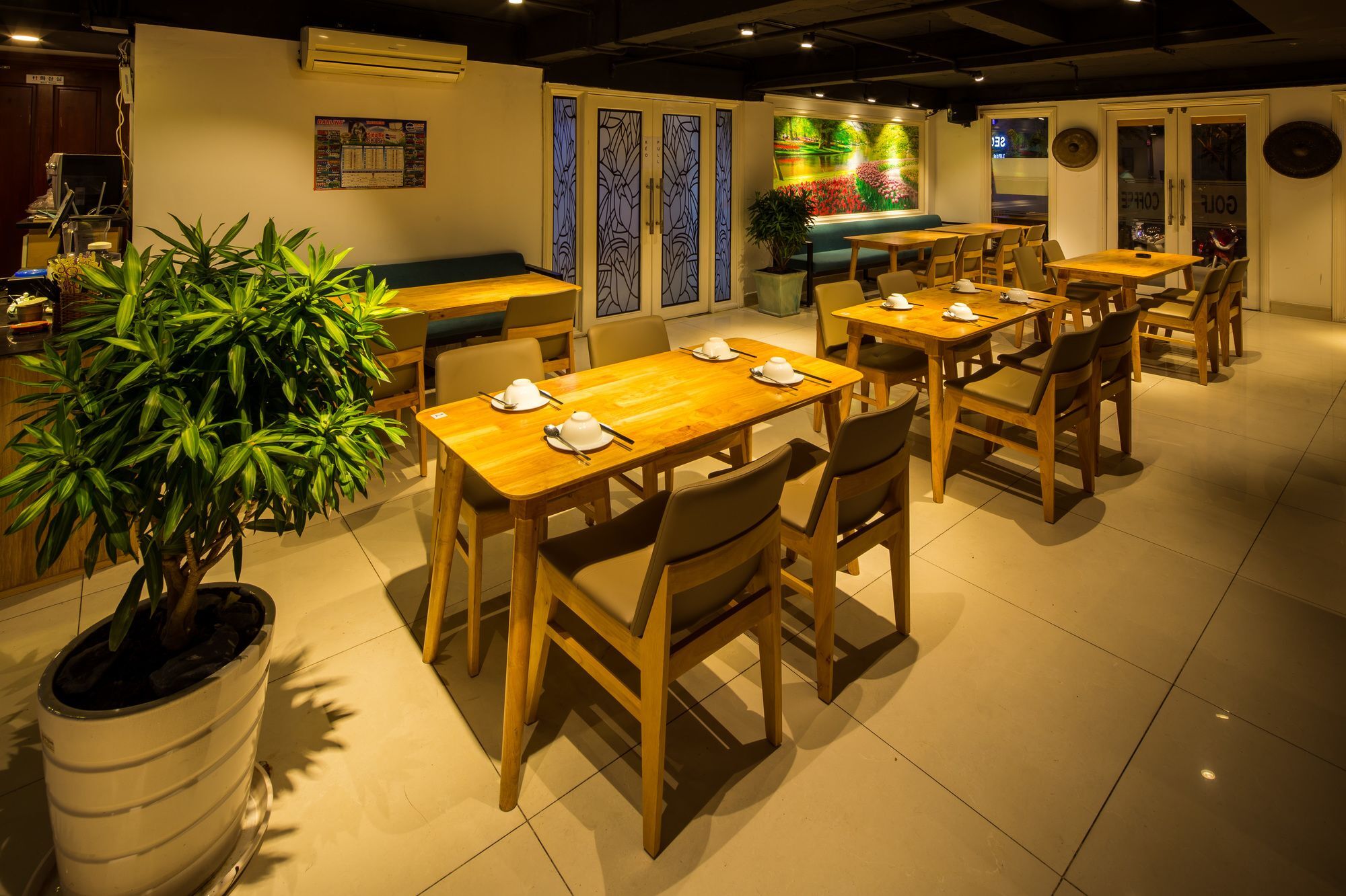 Secc Hotel 2 Ho Chi Minh City Bagian luar foto