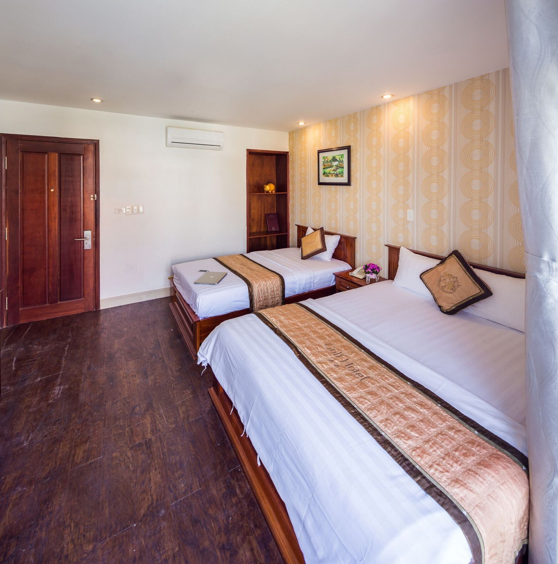Secc Hotel 2 Ho Chi Minh City Bagian luar foto